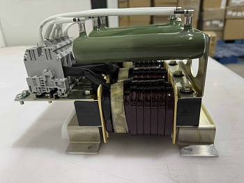 Выходной дроссель du/dt, IP00, NOCH0070-60 Выходной дроссель du/dt, IP00, NOCH0070-60