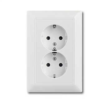 Двойная розетка SCHUKO, альпийский белый